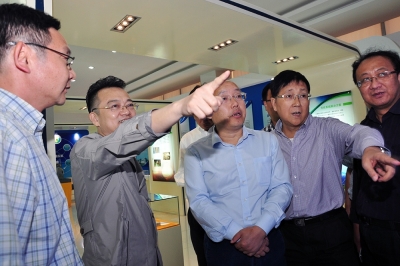 2014年10月8日，浙江省科技廳廳長周國輝一行蒞臨ag环亚集团指導